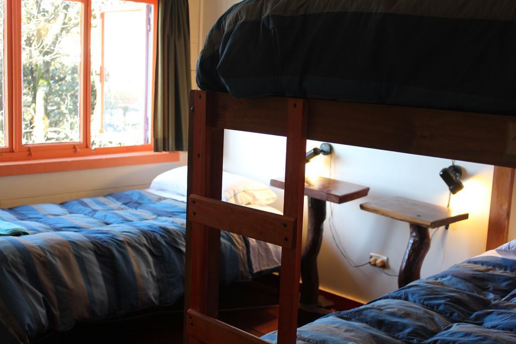 Hostal Casa Margouya Puerto Varas Exteriör bild